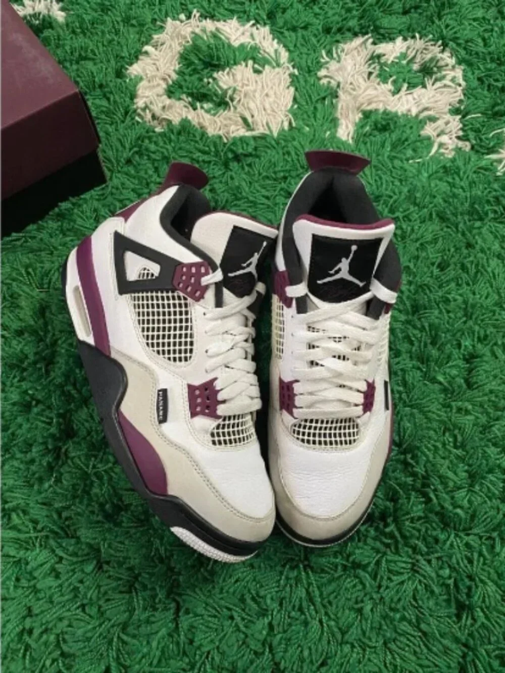 Nike Jordan 4 Retro x Paris Saint Germain Bordeaux